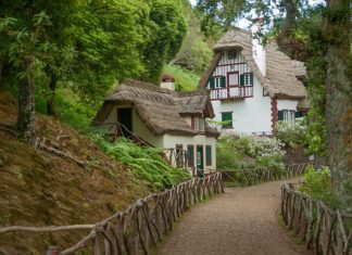 Usługi budowlane z polecenia