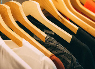 Hurtowa sprzedaż odzieży używanej Hurtowa sprzedaż odzieży używanej