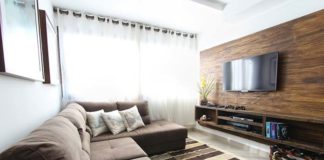 Komplet wypoczynkowy do salonu – jak wybrać najbardziej odpowiedni?