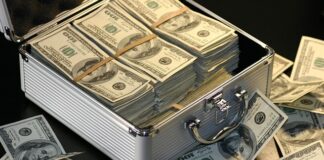 Ile zarabia spawacz pod wodą?