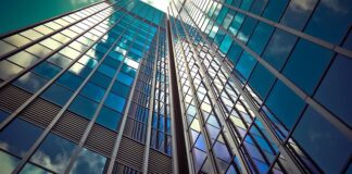 Ile kleju na m2 elewacji?