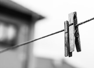 Czym skleić słuchawkę prysznicowa?