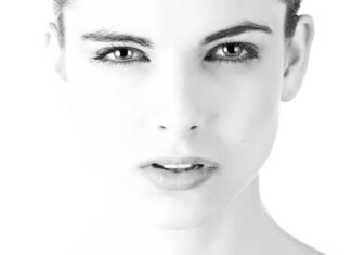 Jak wyczyścić skórę domowym sposobem? Jak wyczyścić skórę domowym sposobem?