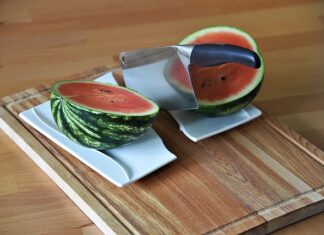 Na co zwrócić uwagę przy zakupie siekiery? Na co zwrócić uwagę przy zakupie siekiery?