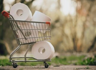 Jak odetkać toaletę folia spożywcza?