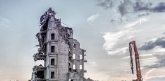 Ile kosztuje demontaż starego ogrodzenia?